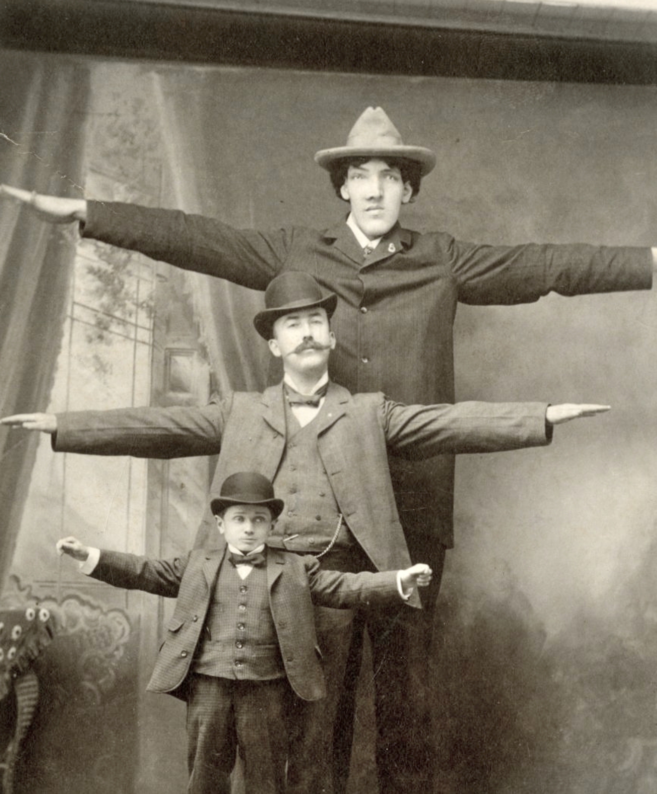 Pourquoi rEBEL eXISTÉS