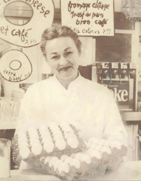 Rebel-LeMag-Chez-Cora-Dejeuners