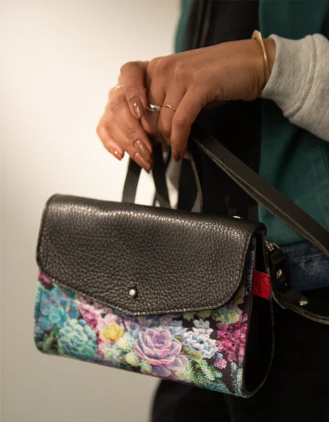 Rebel-LeMag-Rouge-Cerise-Maroquinerie